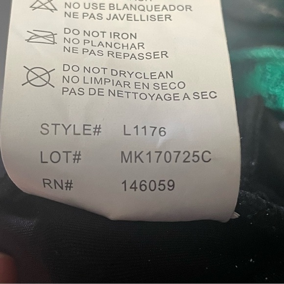 Do your thing kelly green dance costume Laylas costumes size small - Picture 11 of 13